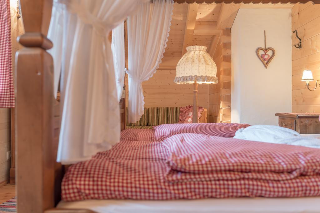 Oetztal Chalet Sautens Rum bild
