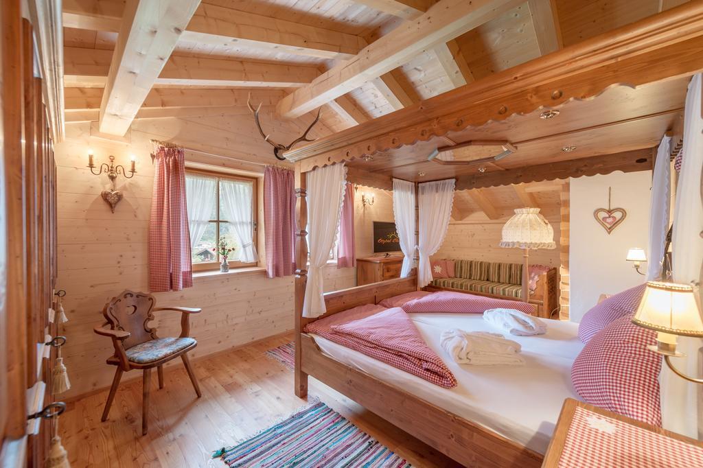 Oetztal Chalet Sautens Rum bild